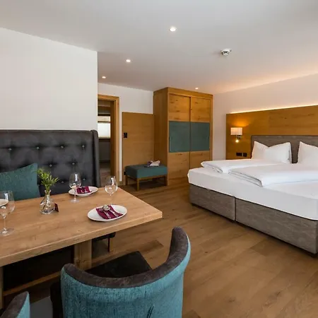 Aparthotel Tiroler Weinstube