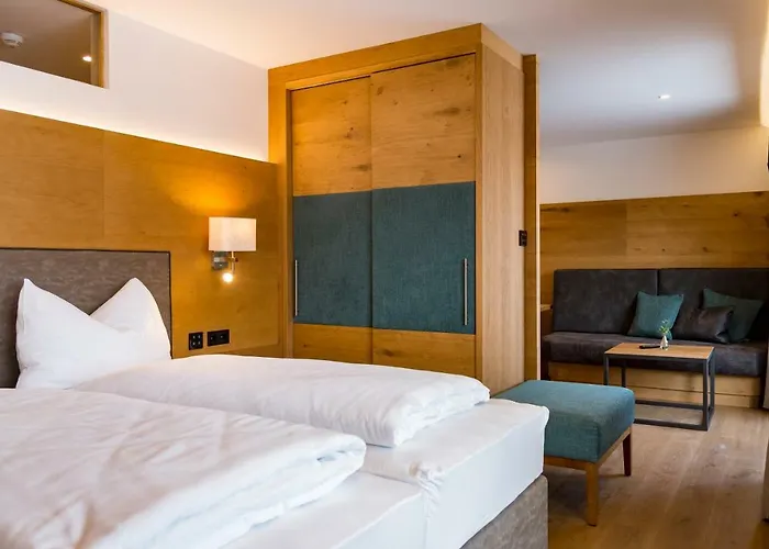 تيرولر فينستوب